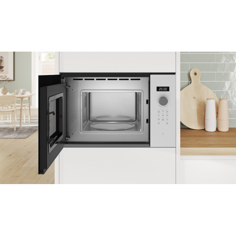 Микроволновая печь Bosch BFL524MW2
