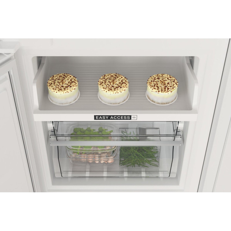 Вбудований холодильник Whirlpool WHC18 T311