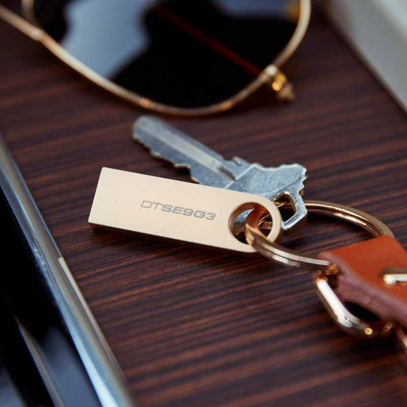Флешка USB Kingston DataTraveler SE9 G3 256GB Gold (DTSE9G3/256GB)