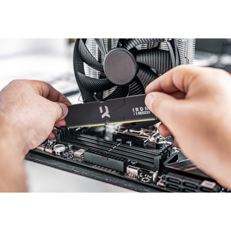 Модуль памяти Goodram DDR5 2x16GB/5600 IRDM Black (IR-5600D564L36S/32GDC)